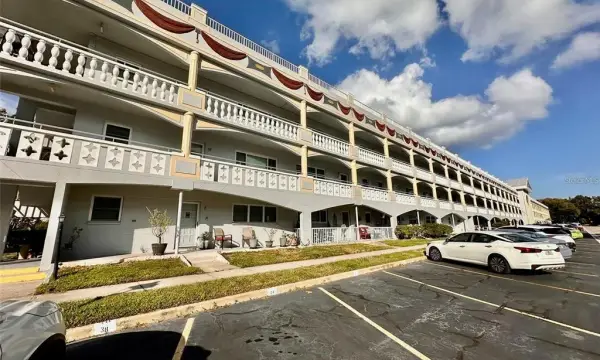2460 Franciscan Drive, Unit 76, Clearwater, FL, 33763
