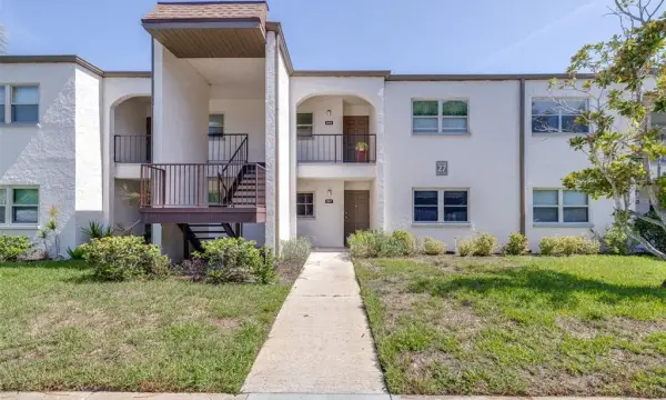 7701 Starkey Road, Unit 528, Seminole, FL, 33777