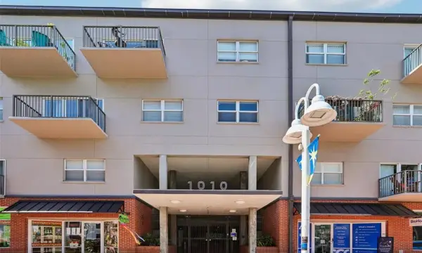 1010 Central Avenue, Unit 413, St Petersburg, FL, 33705