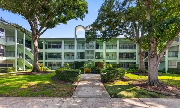 4819 8th Avenue N, Unit 201, St Petersburg, FL, 33713