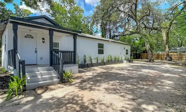 10009 N Florence Avenue, Tampa, FL, 33612