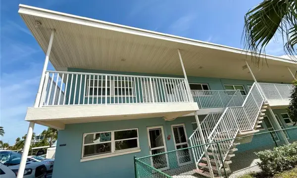 6111 E 2nd Street E, Unit #17, St Pete Beach, FL, 33706