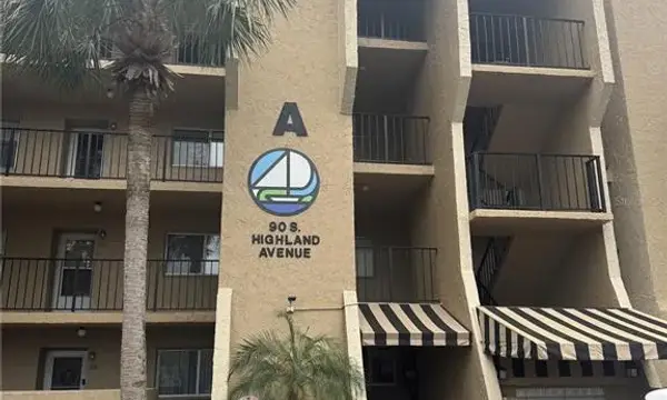 90 S Highland Avenue, Unit 202, Tarpon Springs, FL, 34689
