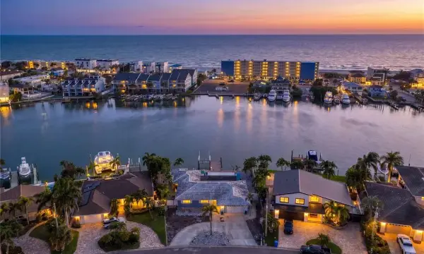 10038 S Yacht Club Drive, Treasure Island, FL, 33706