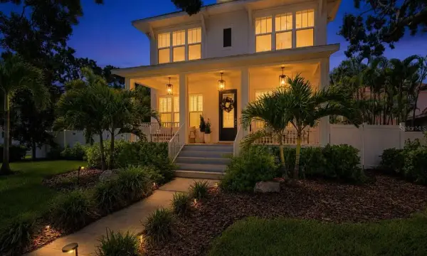 312 35th Avenue NE, St Petersburg, FL, 33704