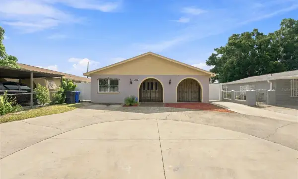 6513 N Manhattan Avenue, Tampa, FL, 33614