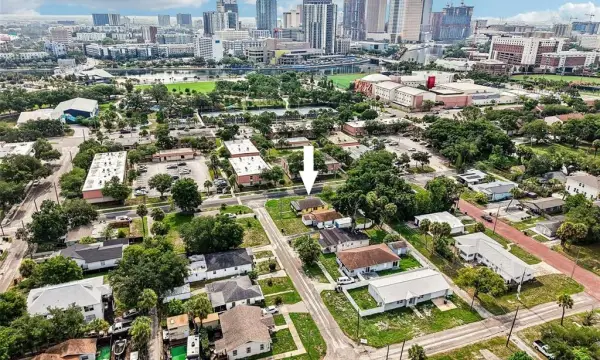 1002 W Nassau Street, Tampa, FL, 33607