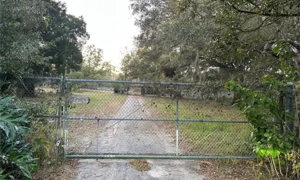 3633 Apfel Road, Wesley Chapel, FL, 33543