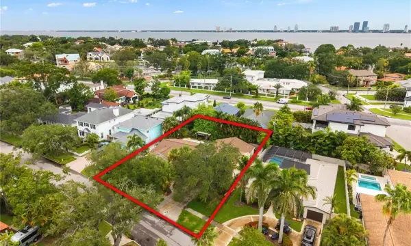 410 Erie Avenue, Tampa, FL, 33606