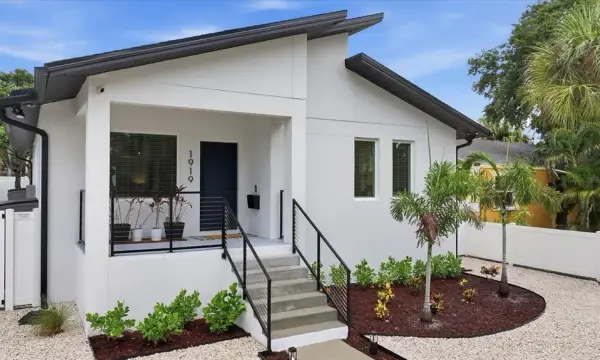 1919 42nd Street S, St Petersburg, FL, 33711