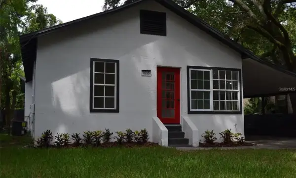 8210 N Klondyke Street, Tampa, FL, 33604