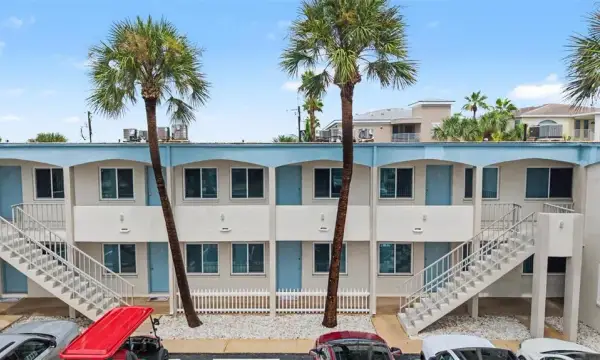 2110 Gulf Boulevard, Unit 9, Indian Rocks Beach, FL, 33785