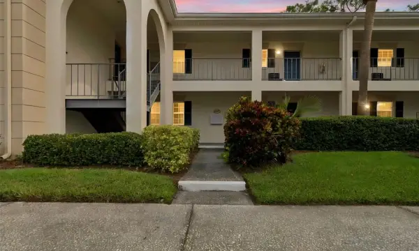 10387 Carrollwood Lane, Unit 303, Tampa, FL, 33618