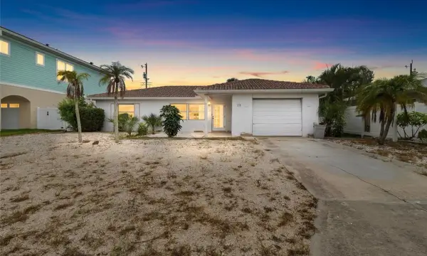 158 Lido Drive, St Pete Beach, FL, 33706
