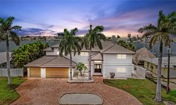 423 55th Avenue, St Pete Beach, FL, 33706