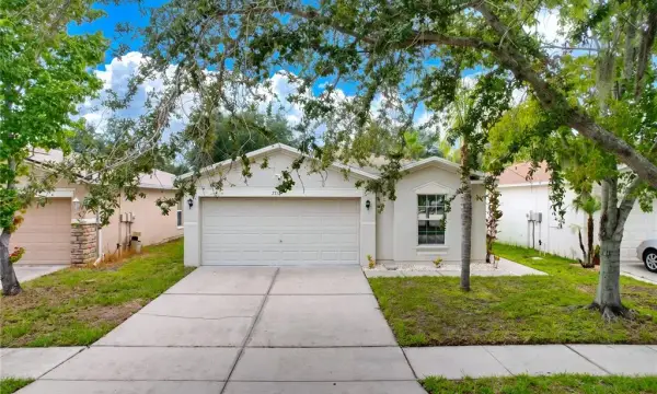 7710 Carriage Pointe Drive, Gibsonton, FL, 33534