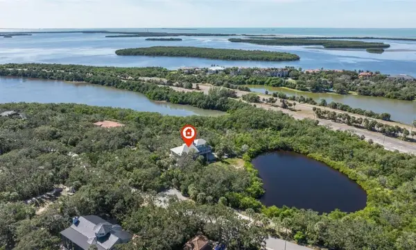 2000 Bayview Drive, Tierra Verde, FL, 33715