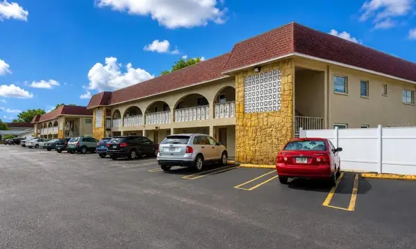 6044 22nd Avenue N, Unit 2, St Petersburg, FL, 33710