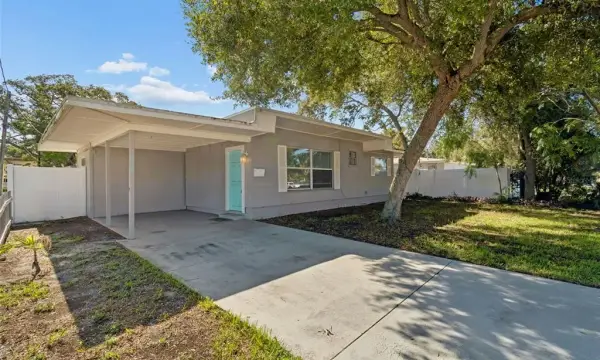 516 64th Street S, St Petersburg, FL, 33707