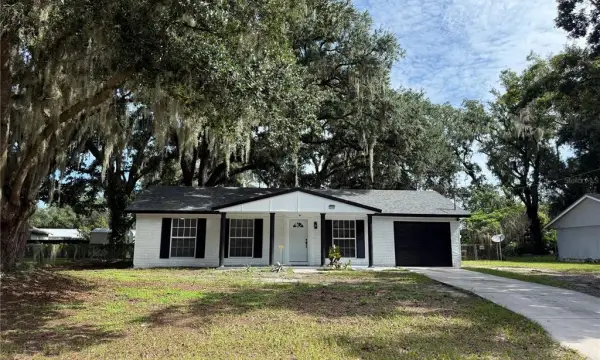 3008 Oakview Lane, Plant City, FL, 33566