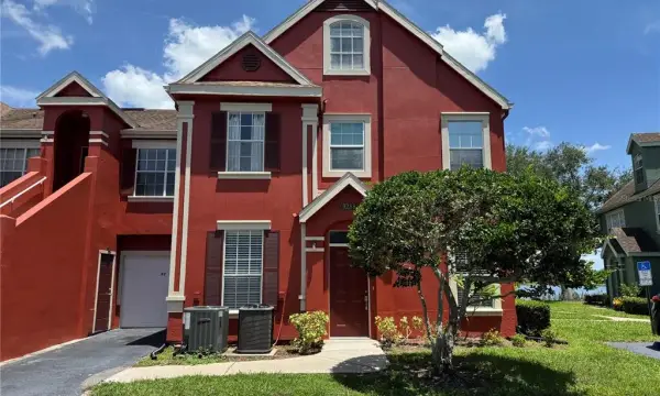 9288 Lake Chase Island Way, Tampa, FL, 33626