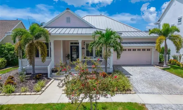 429 Manns Harbor Drive, Apollo Beach, FL, 33572