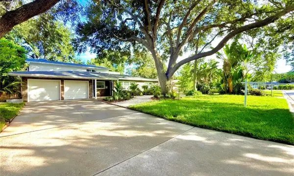 1557 Robinson Drive N, St Petersburg, FL, 33710