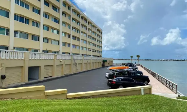 100 Bluff View Drive, Unit 603c, Belleair Bluffs, FL, 33770