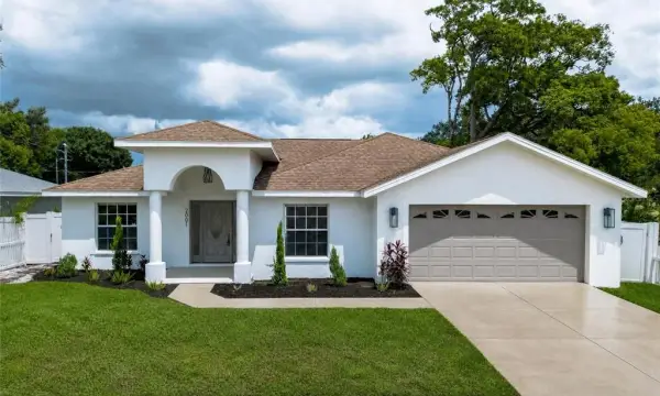 2001 N Lincoln Avenue, Tampa, FL, 33607