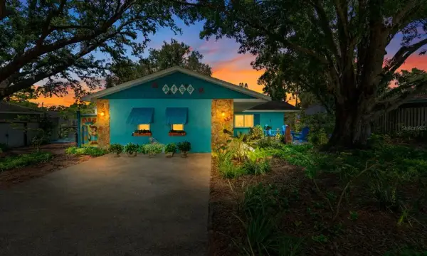 2159 Barcelona Way S, St Petersburg, FL, 33712