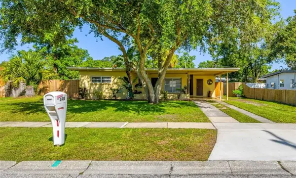 6410 Walton Way, Tampa, FL, 33610