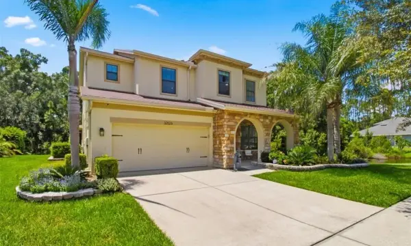 32126 Garden Alcove Loop, Wesley Chapel, FL, 33545