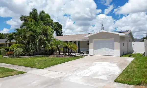 6065 23rd Avenue N, St Petersburg, FL, 33710