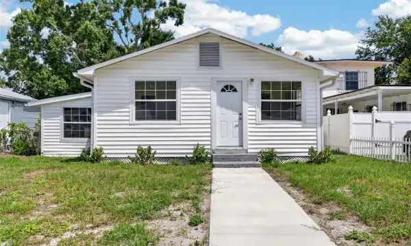 3927 11th Avenue S, St Petersburg, FL, 33711