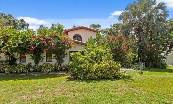 7915 Flowerfield Drive, Tampa, FL, 33615