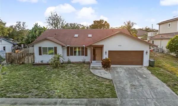 1035 Anclote Drive, Tarpon Springs, FL, 34689