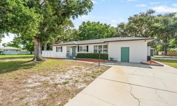 125 61st Street N, St Petersburg, FL, 33710