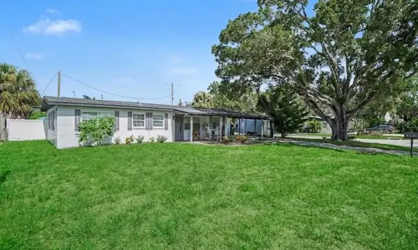 4636 W Bay Court Avenue, Tampa, FL, 33611