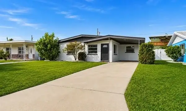 11355 2nd Street E, Treasure Island, FL, 33706