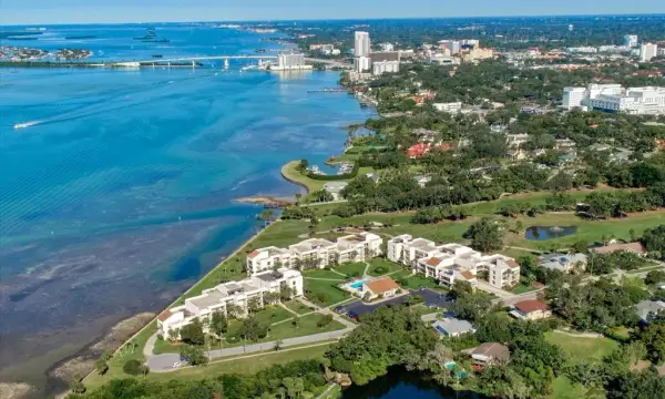 50 Coe Road, Unit 123, Belleair, FL, 33756