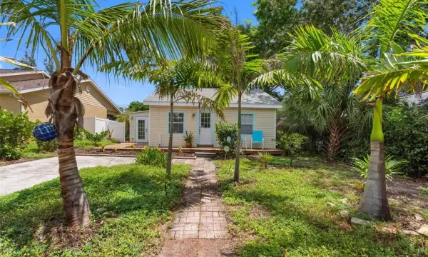 2222 Quincy Street S, St Petersburg, FL, 33711