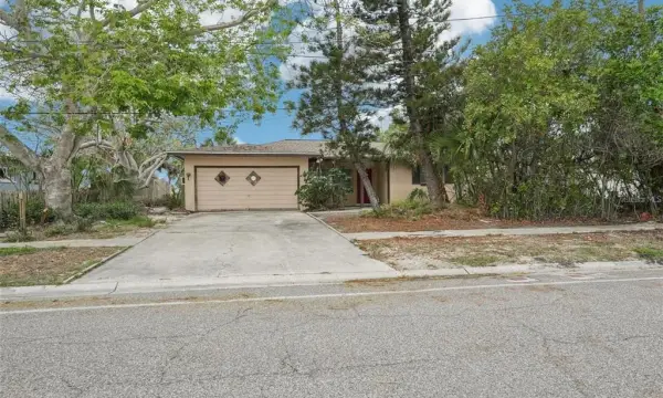 9300 Gulf Boulevard, St Pete Beach, FL, 33706