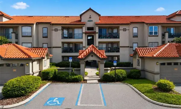 4201 Woodstorks Walk Way, Unit 3210, Lutz, FL, 33558