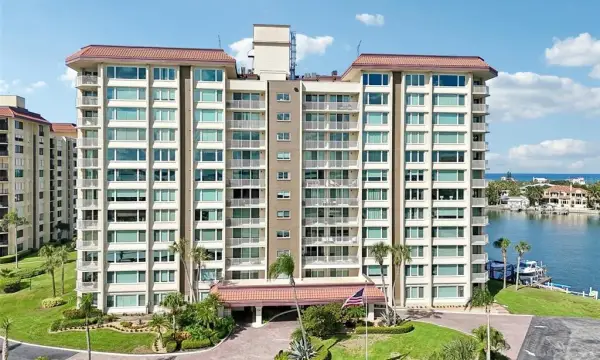 Address Withheld, Unit 406, Clearwater, FL, 33767