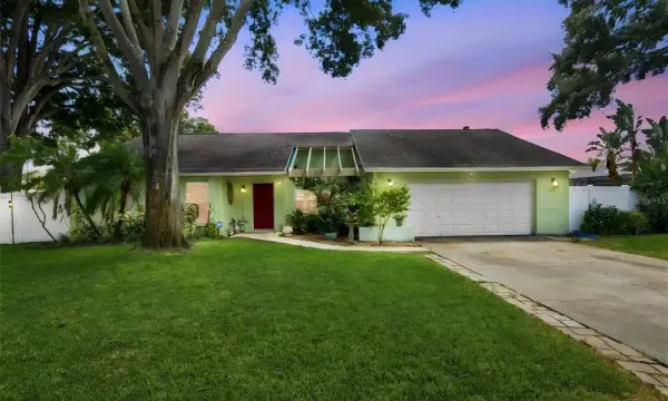 157 Foxcroft Drive E, Palm Harbor, FL, 34683
