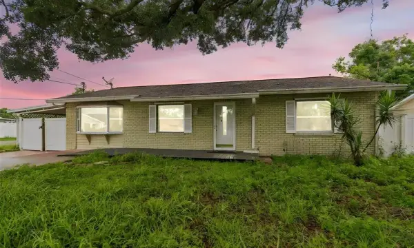 38621 North Avenue, Zephyrhills, FL, 33542
