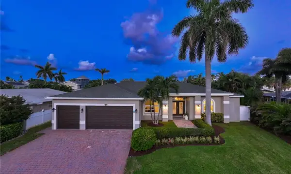 373 4th Avenue N, Tierra Verde, FL, 33715