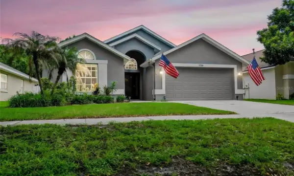 5720 Hawklake Rd, Lithia, FL, 33547