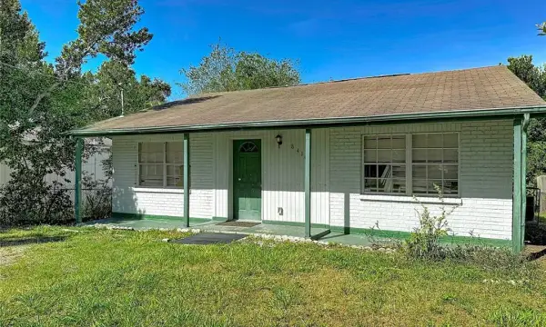 8410 N Semmes Street, Tampa, FL, 33604