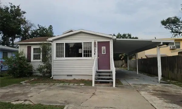 2434 37th Street S, St Petersburg, FL, 33711